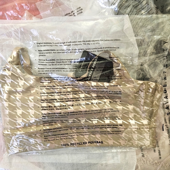 Savage X Fenty Band-It Houndstooth Low-Impact Sports Bra, BNWT, Sz M - Picture 13 of 16